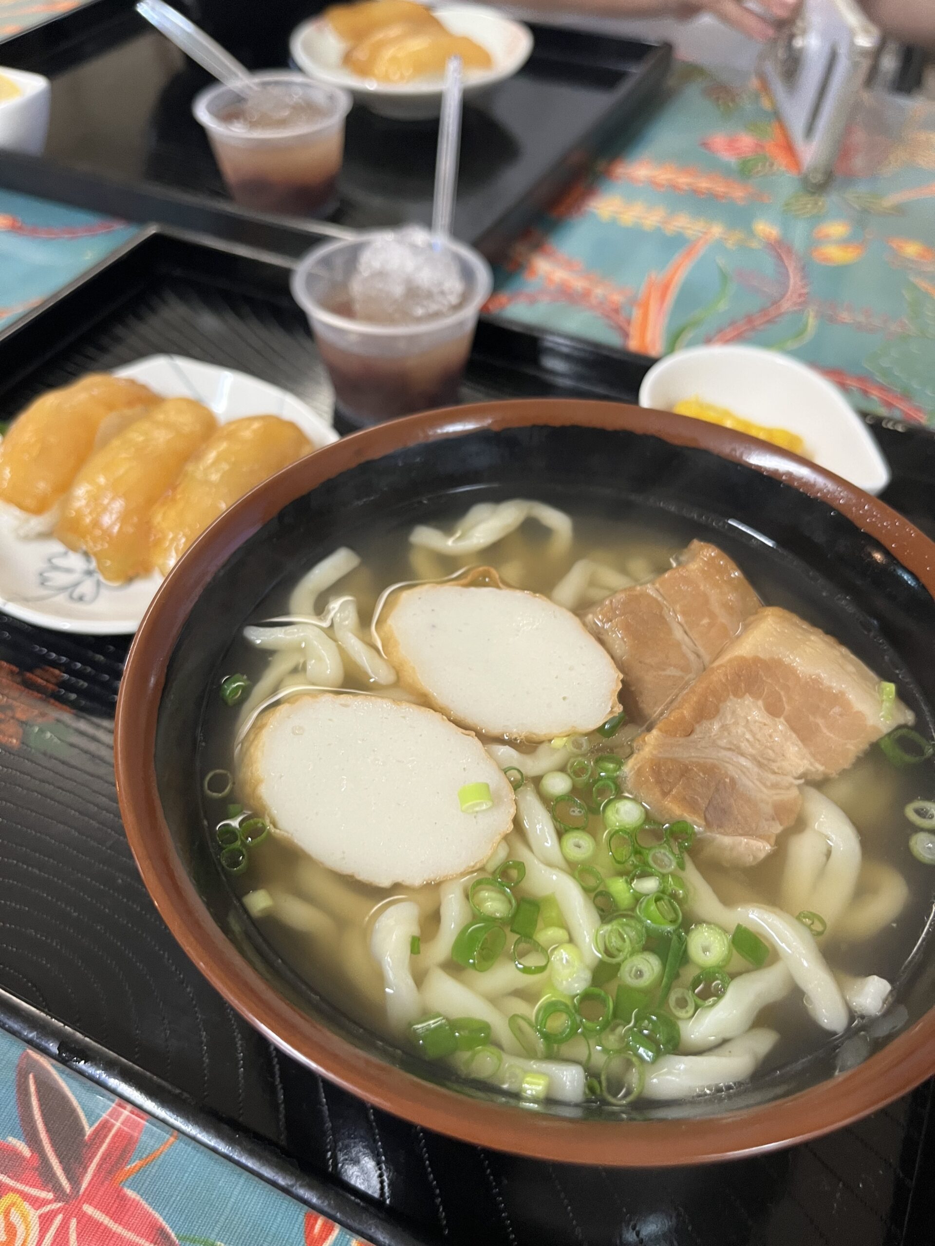 いちごいちえの大東そばと大東寿司